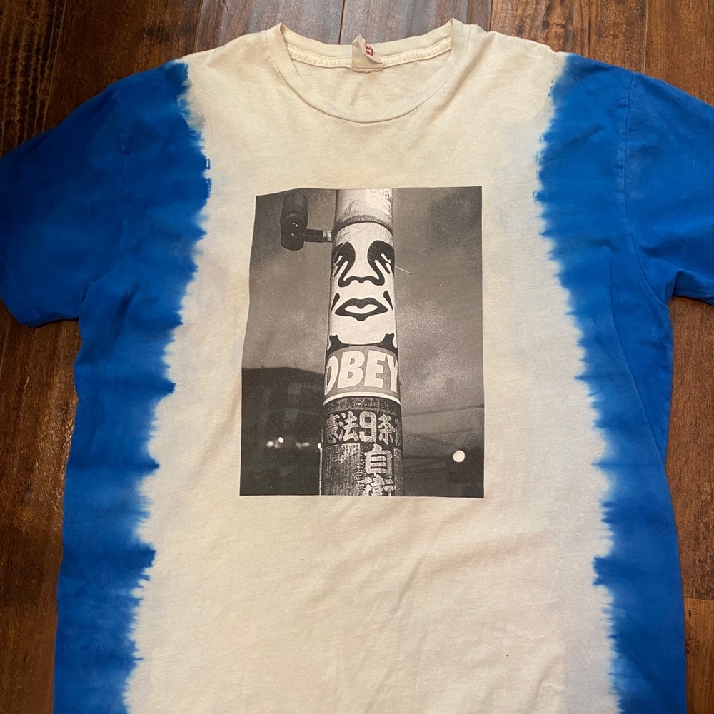 obey t shirt